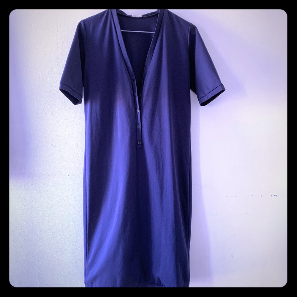 Simple v-neck button down short sleeve dress navy